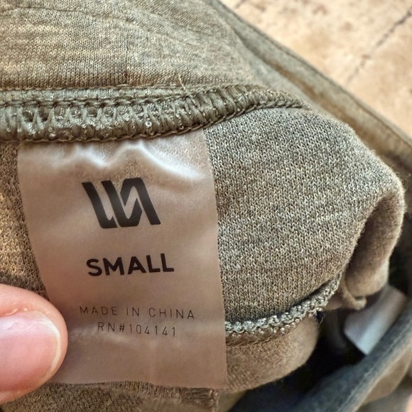 Men's Green Casual Shorts - Picture 3 of 3